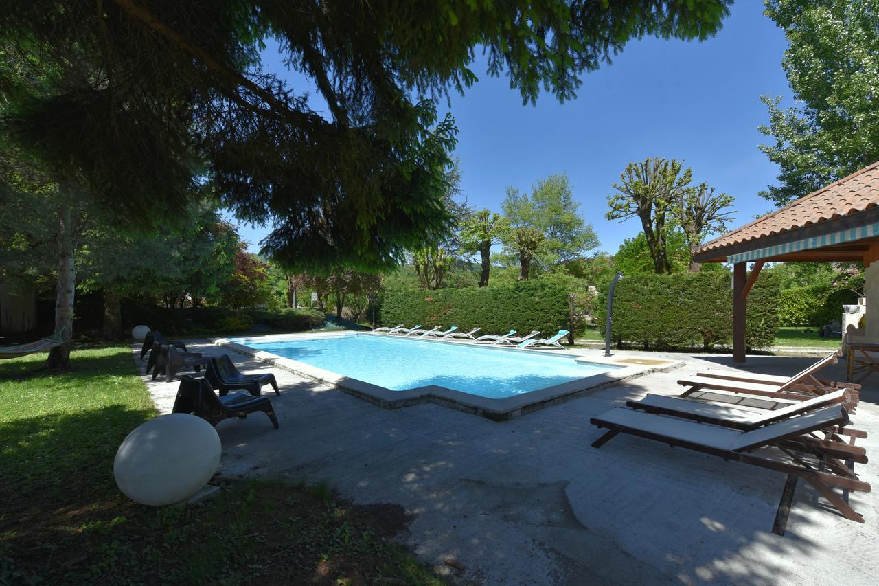 Le Castel Fleuri Hotel