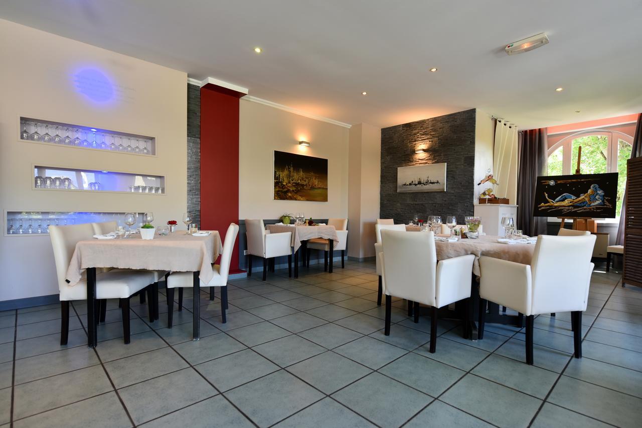 Hotel Le Castel Fleuri